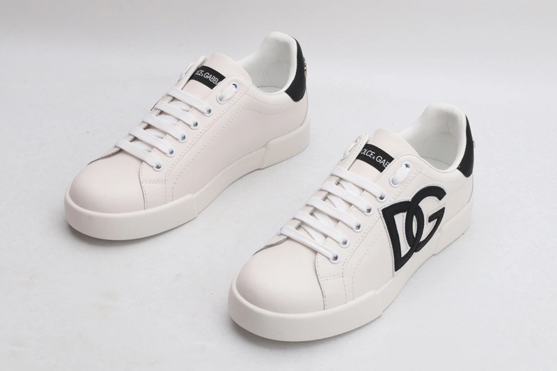 DG  sneaker