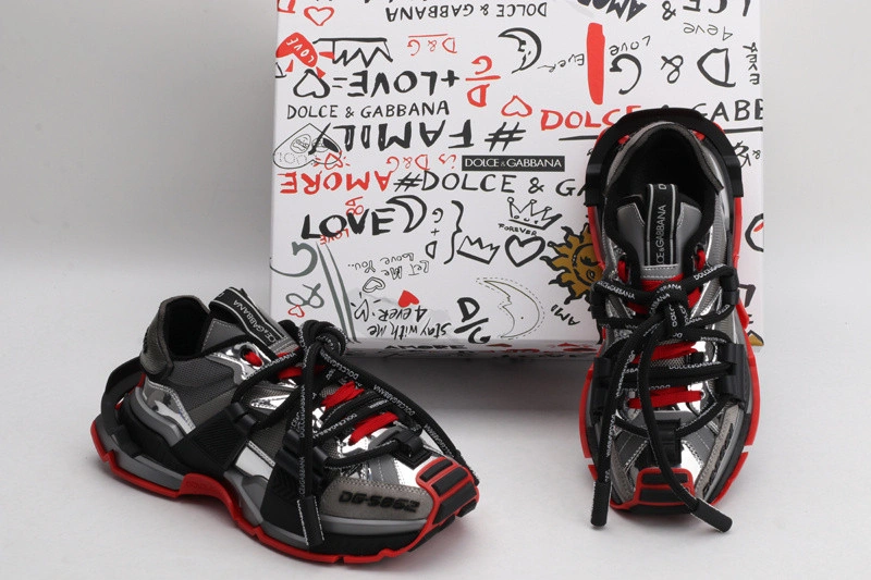 DG  sneaker