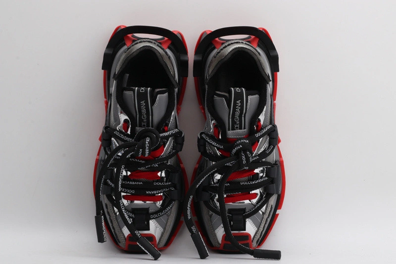 DG  sneaker