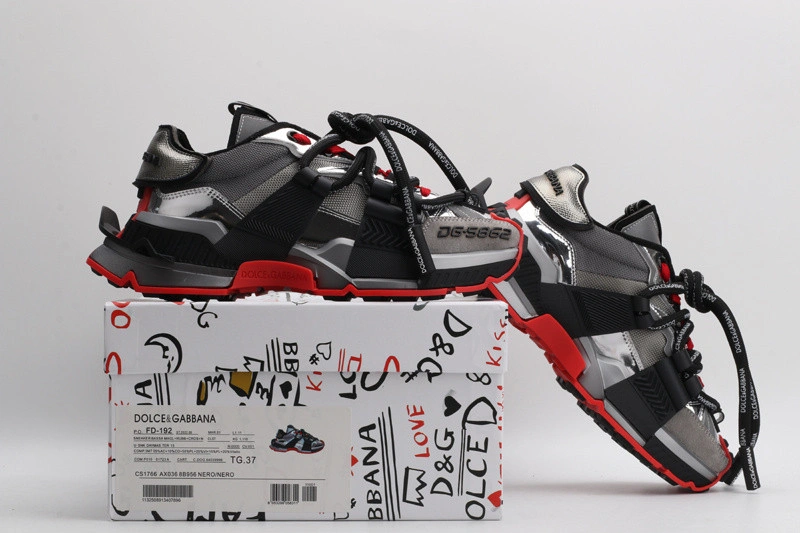 DG  sneaker