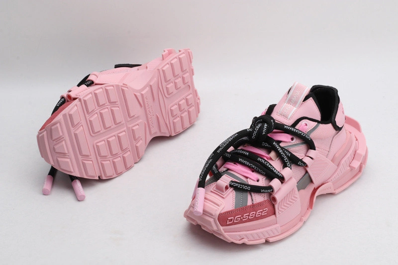 DG  sneaker