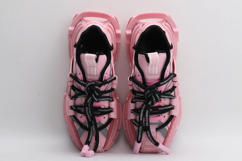 DG  sneaker