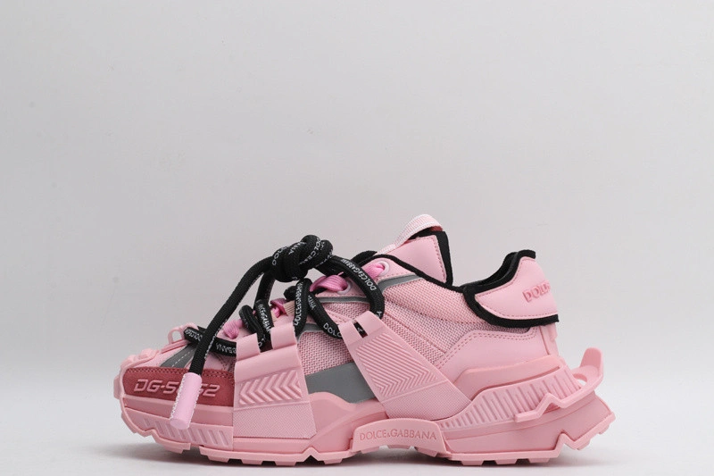 DG  sneaker