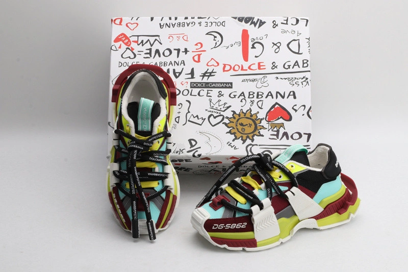 DG  sneaker