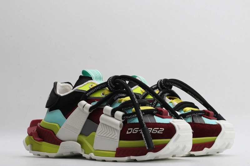 DG  sneaker