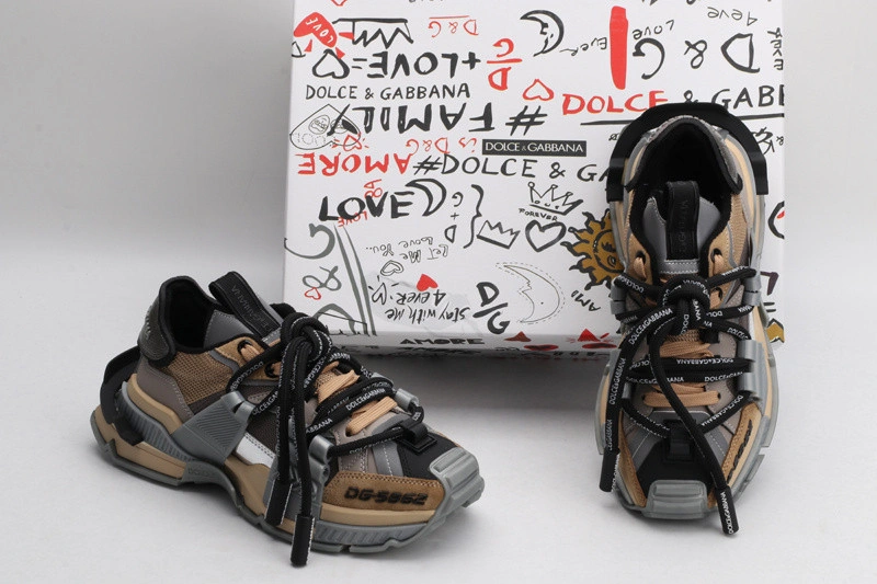 DG  sneaker