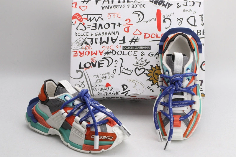 DG  sneaker