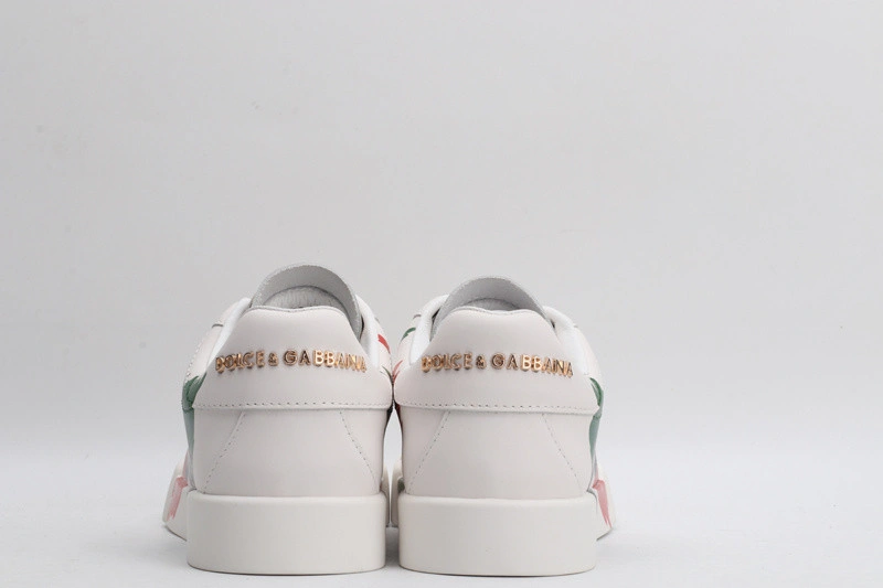 DG  sneaker