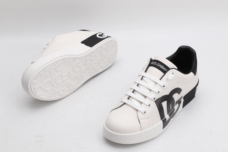 DG  sneaker