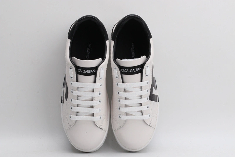 DG  sneaker