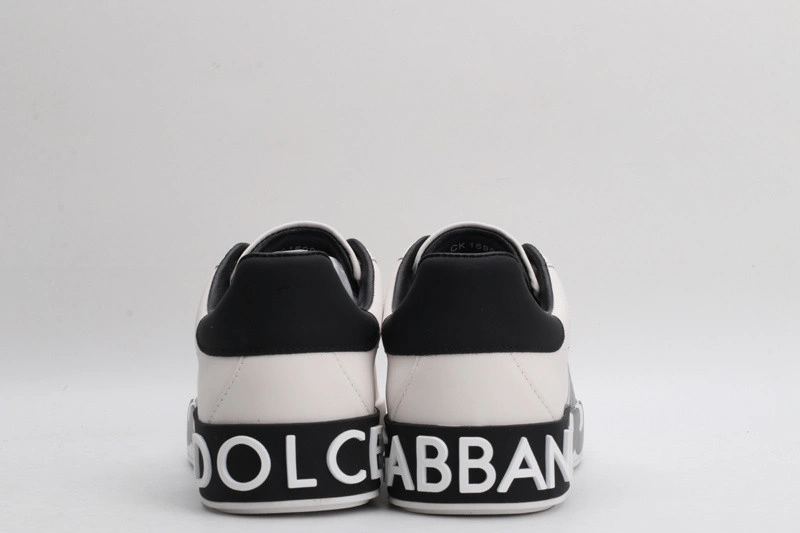 DG  sneaker