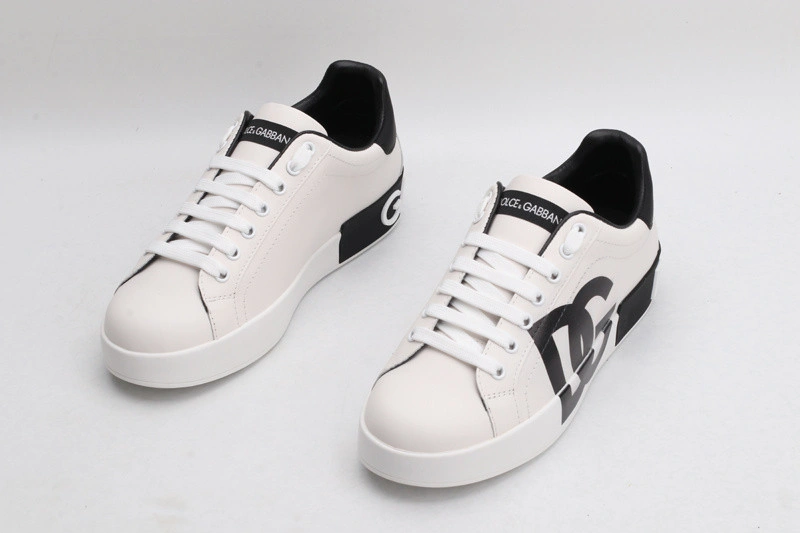 DG  sneaker