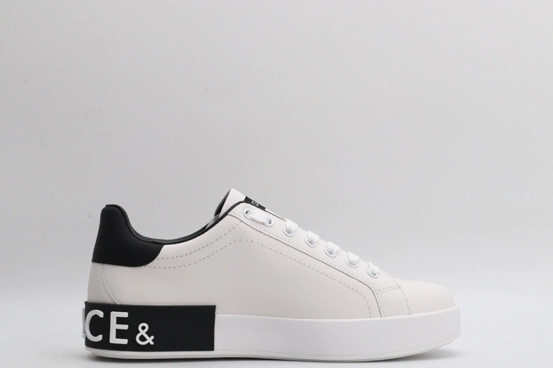 DG  sneaker