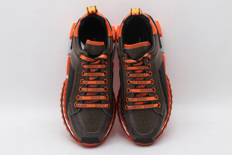DG  sneaker