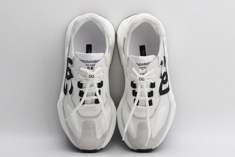 DG  sneaker
