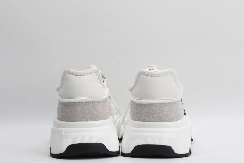 DG  sneaker