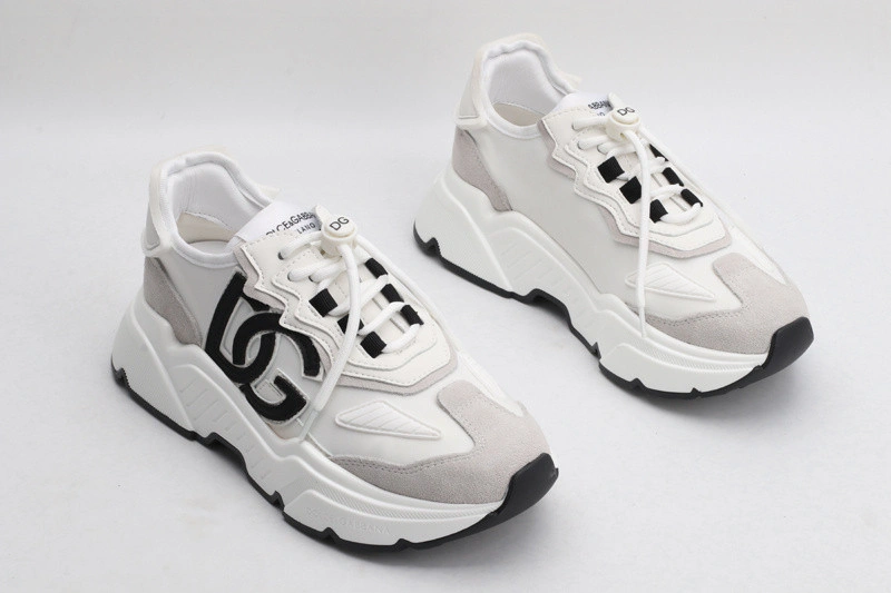 DG  sneaker
