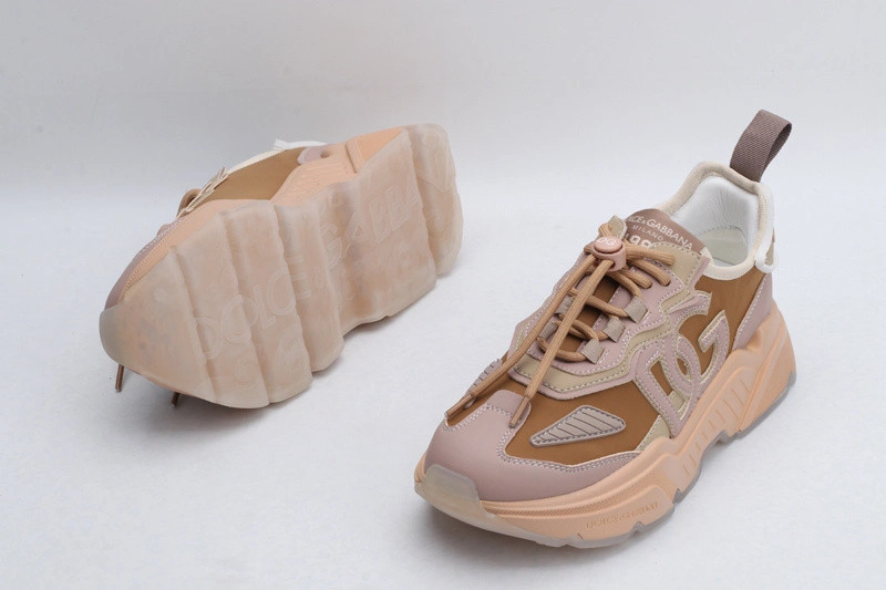 DG  sneaker