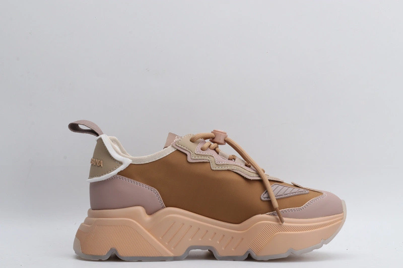 DG  sneaker