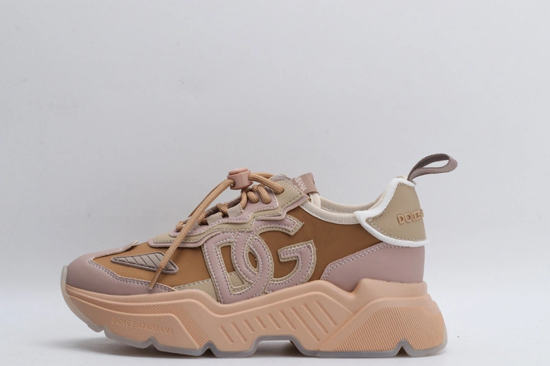 DG  sneaker