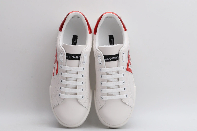 DG  sneaker
