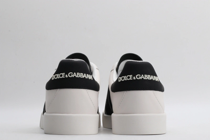 DG  sneaker