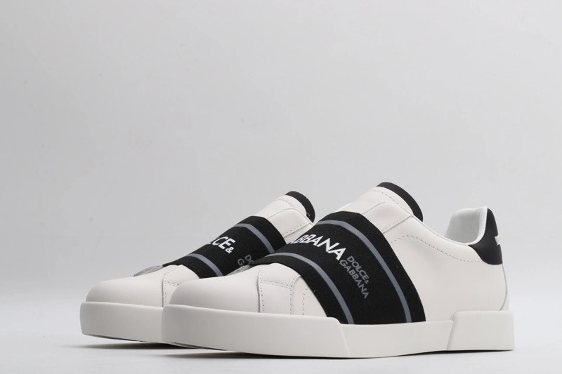 DG  sneaker