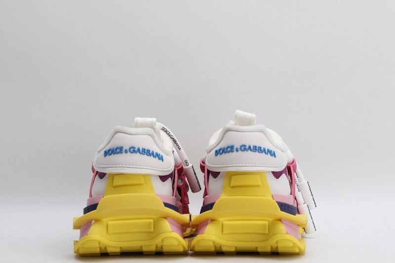 DG  sneaker