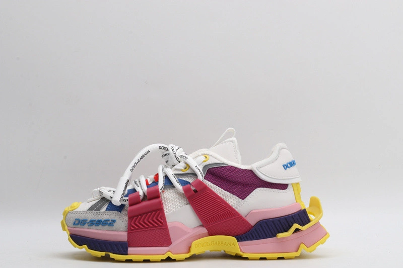 DG  sneaker