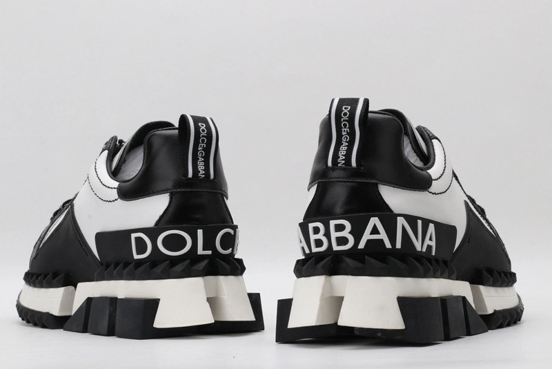 DG  sneaker