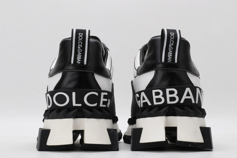 DG  sneaker