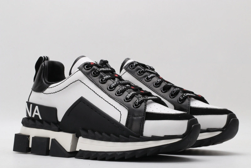 DG  sneaker