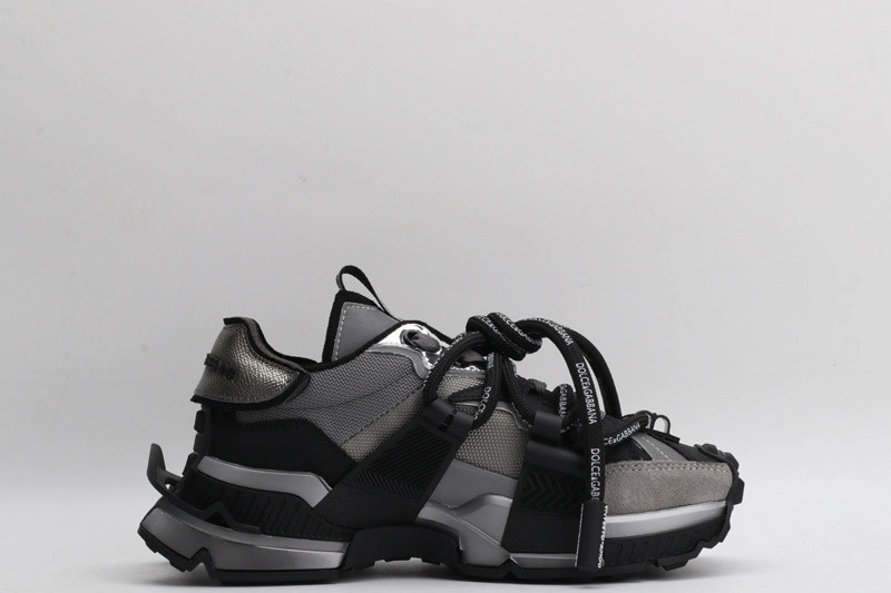 DG  sneaker