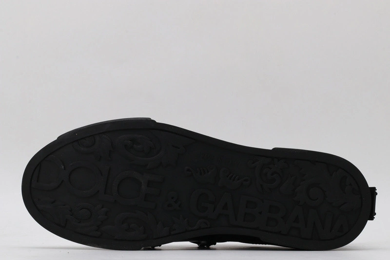 DG  sneaker