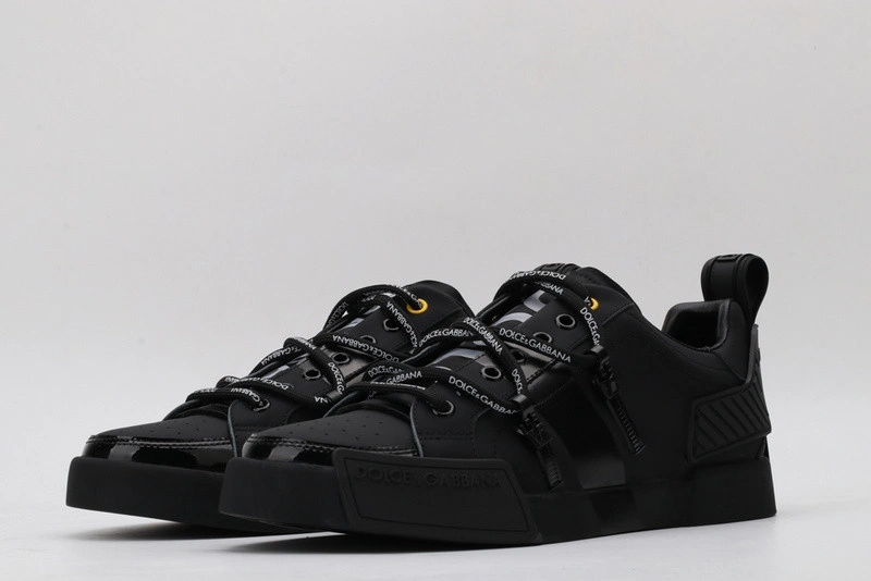 DG  sneaker