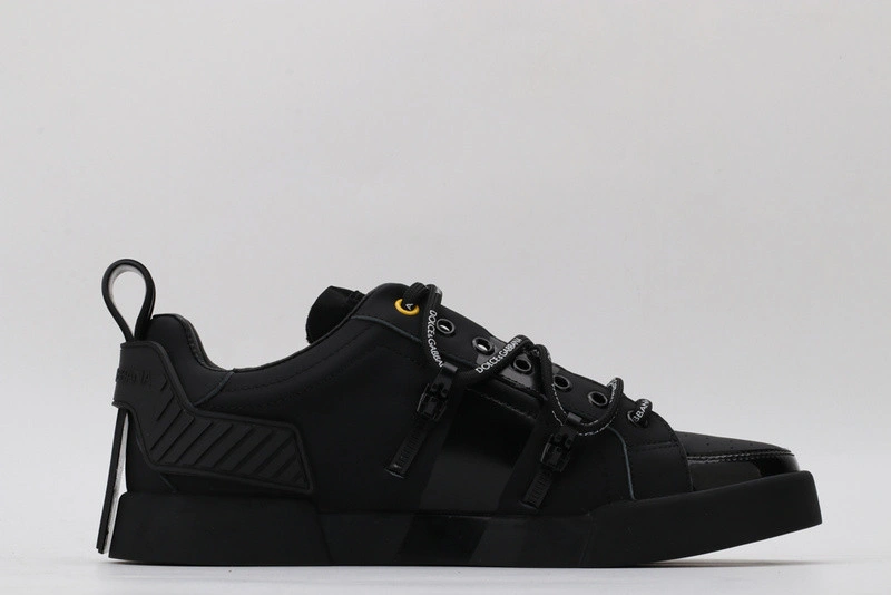 DG  sneaker