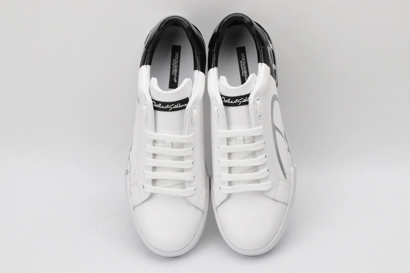 DG  sneaker