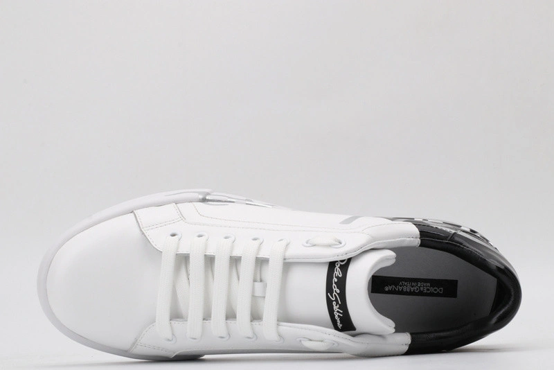 DG  sneaker
