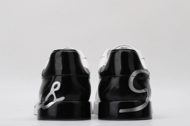 DG  sneaker