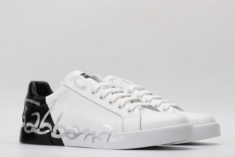 DG  sneaker