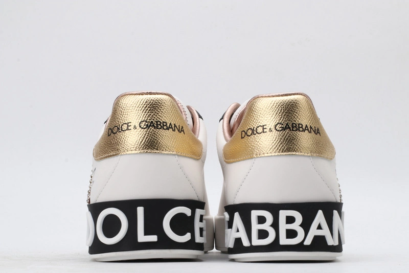 DG  sneaker