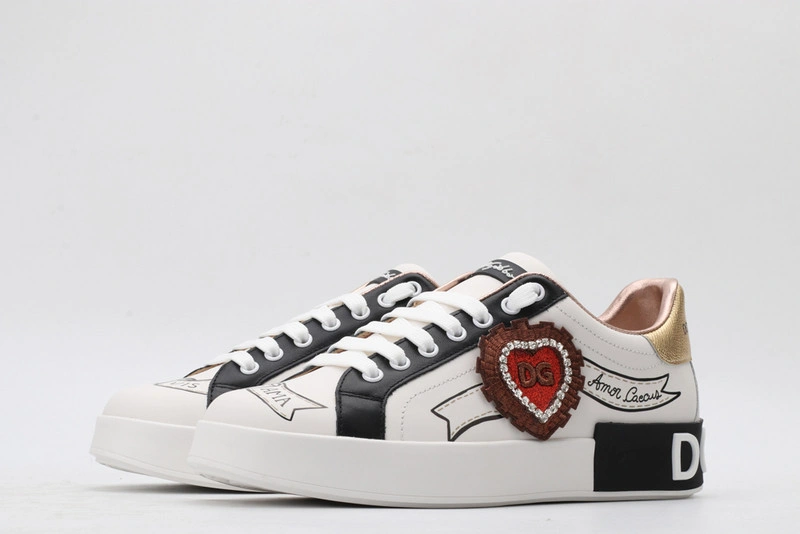 DG  sneaker