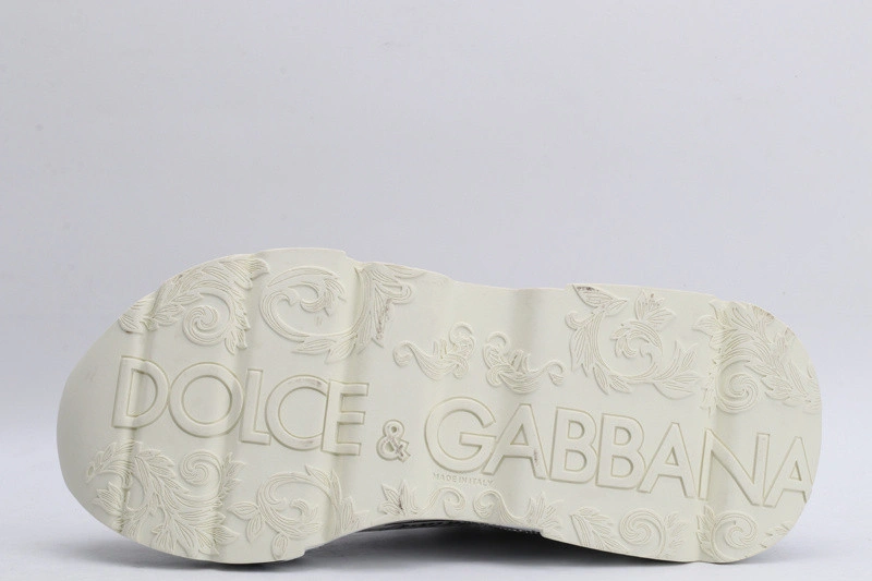 DG  sneaker