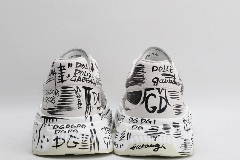 DG  sneaker
