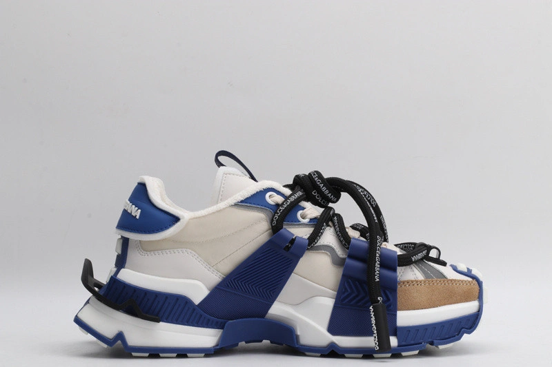 DG  sneaker