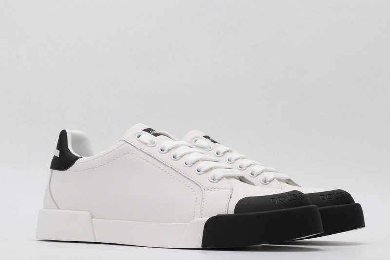 DG  sneaker