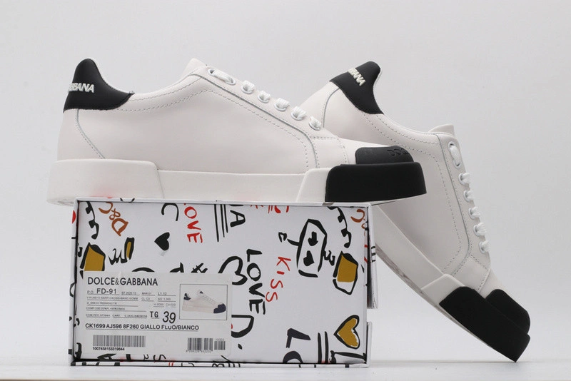 DG  sneaker