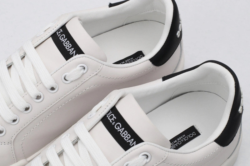 DG  sneaker