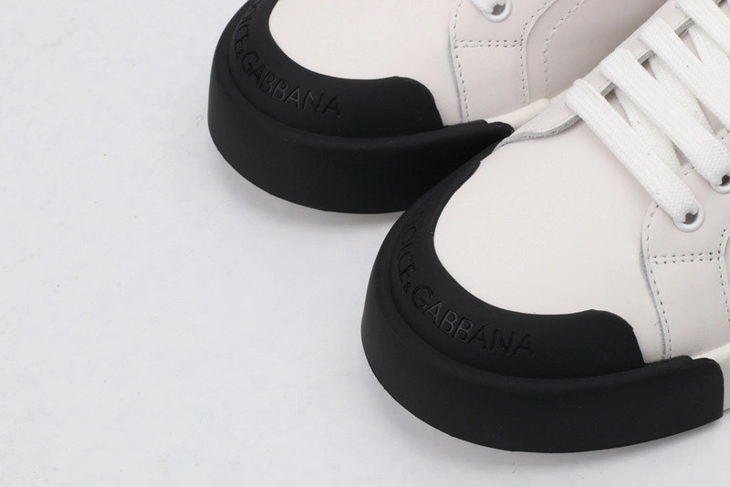DG  sneaker