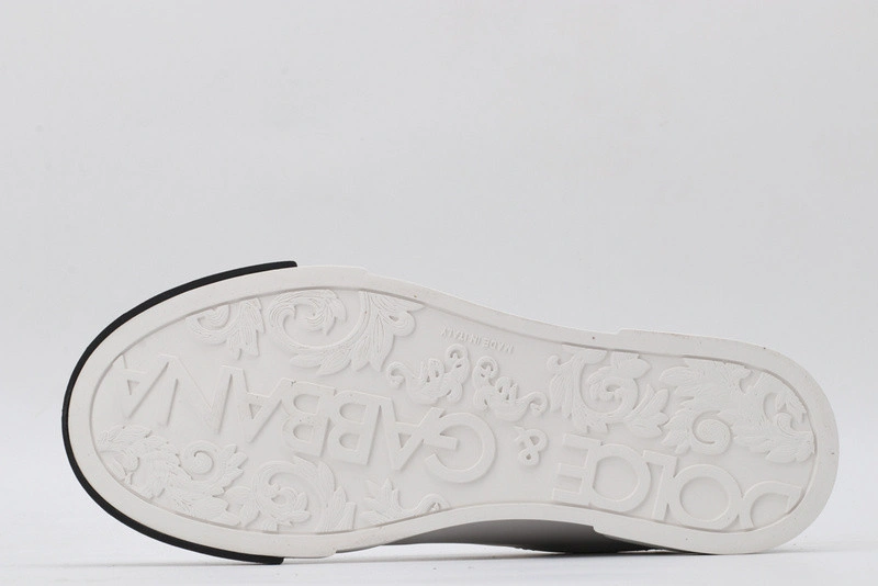 DG  sneaker